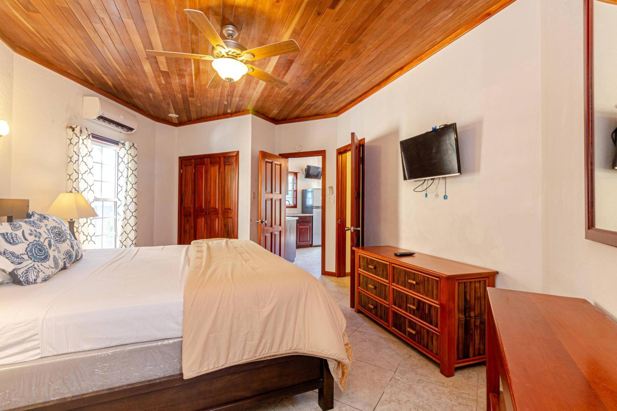 White Sands Cove San Pedro  Chambre photo