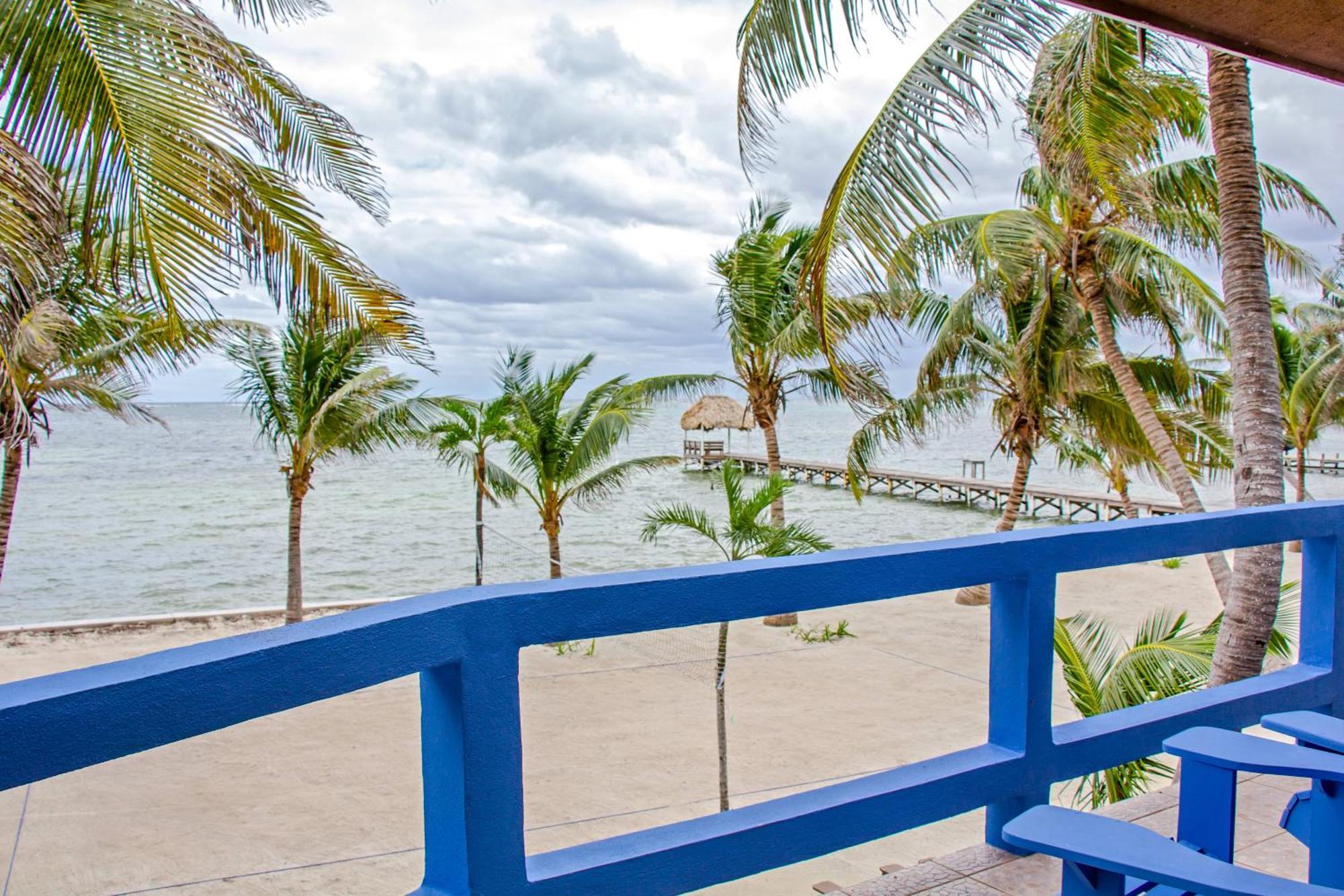 White Sands Cove San Pedro  Chambre photo